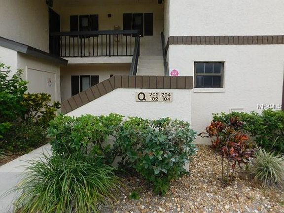 2nd image of 19505 Quesada Ave #Q