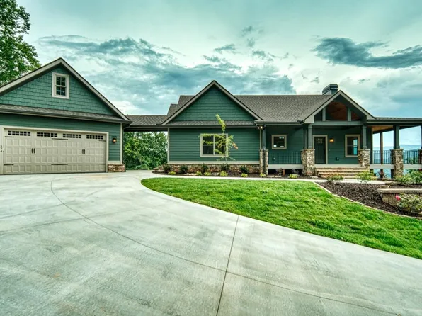 574 Ivy Log Heights Rd, Young Harris, GA 30582