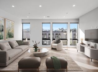 340 W 2nd St PENTHOUSE 22, Boston, MA 02127