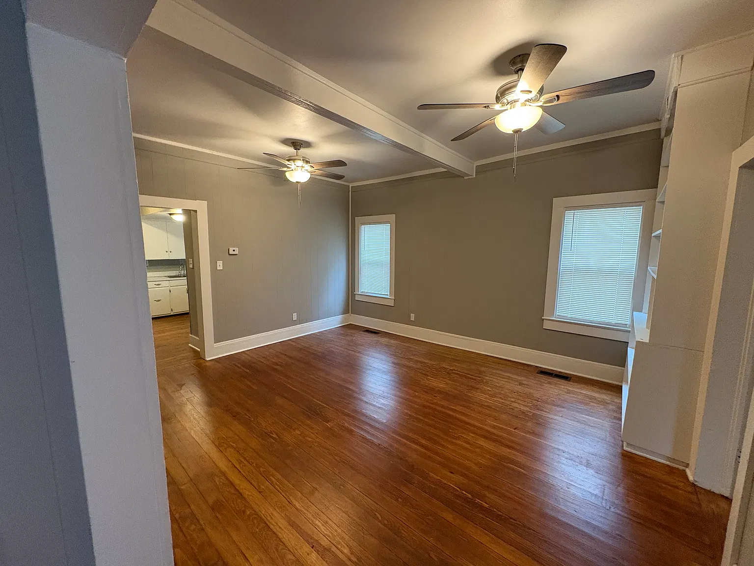 3 bed, 1.5 bath, 1445 sqft, $1,675 — Photo 3