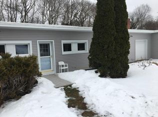 2 Osborne Ln APT 3, Woodbridge, CT 06525