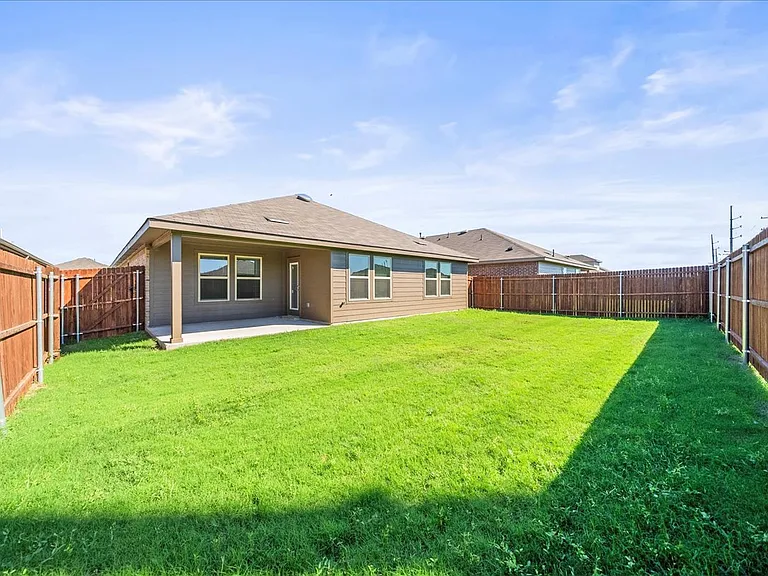 1532 Skyline Dr — Photo 20