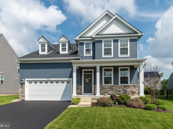 2038 Morgan Creek Dr, Quakertown, PA 18951