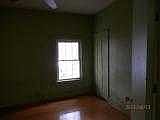 5th image of 708 W 7th St