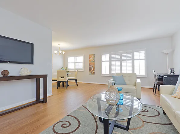 2002 4th St APT 307, Santa Monica, CA 90405