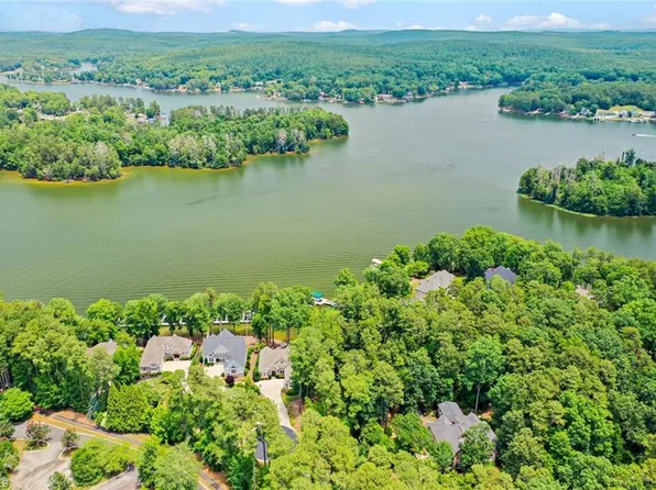 297 Pattersons Brg, New London, NC 28127