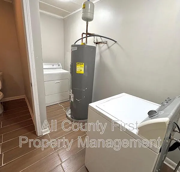 2386 Cresta Dr — Photo 15