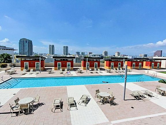 4th image of 1120 E Kennedy Blvd Unit 1023