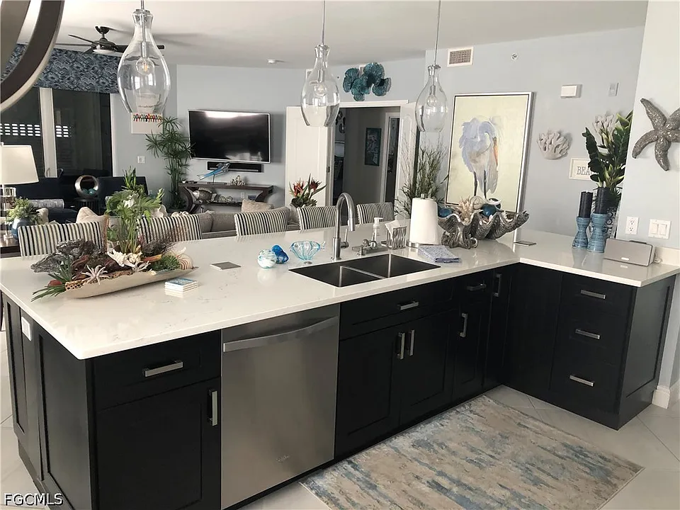 11021 Gulf Reflections Dr #101