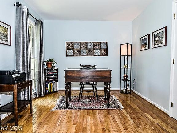 5th image of 11827 Troika Ct