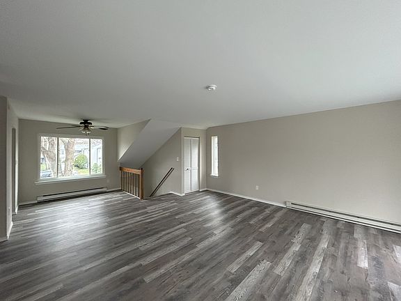 4th image of 98 Candlewood Dr
