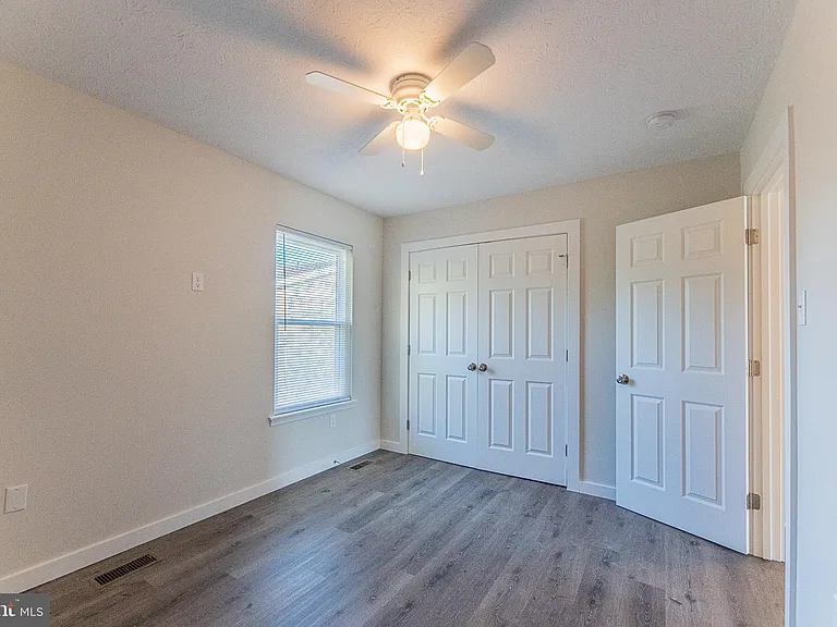 525 Gray Ave #2 — Photo 20
