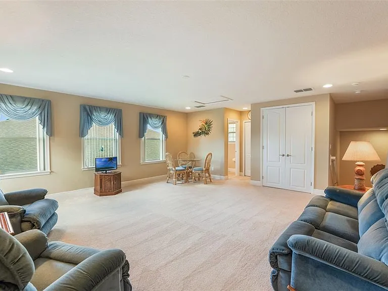 1569 Katie Cv — Photo 10