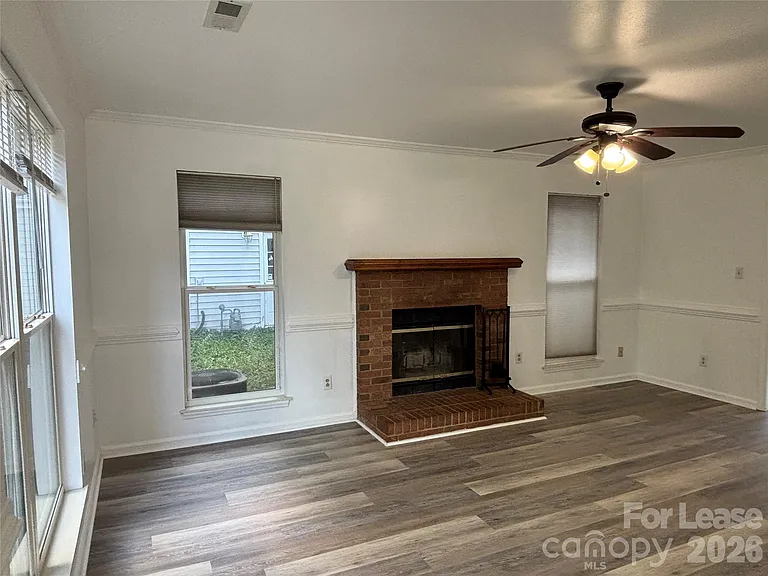 9419 Oren Thompson Rd — Photo 7