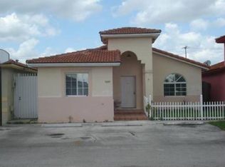9307 NW 121st St, Hialeah, FL 33018