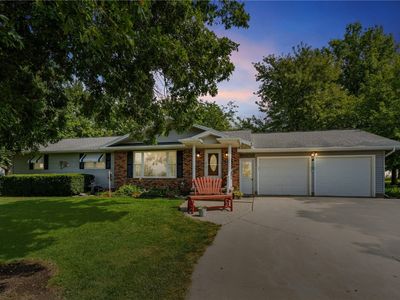5758 20th Avenue Dr, Vinton, IA, 52349