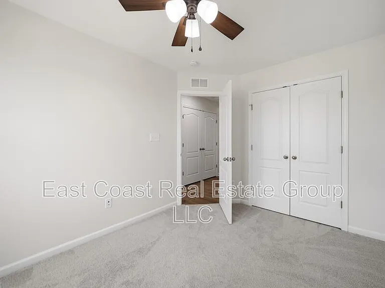 22 Kirby Ct — Photo 18