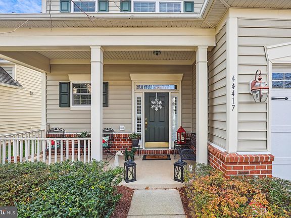 2nd image of 44417 Blueridge Meadows Dr
