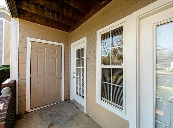 5th image of 9749 Campus Walk Ln APT E