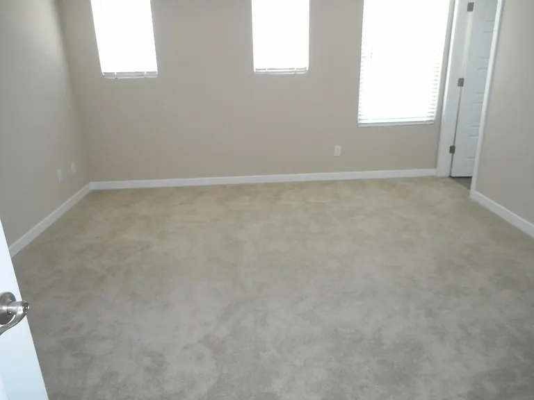 2262 El Caro Dr — Photo 13