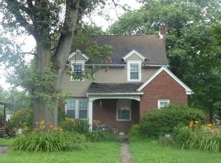 2924 Locust Ln, Harrisburg, PA 17109