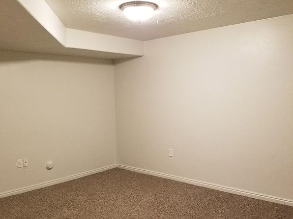 5th image of 156 E Ace Ln Unit 18
