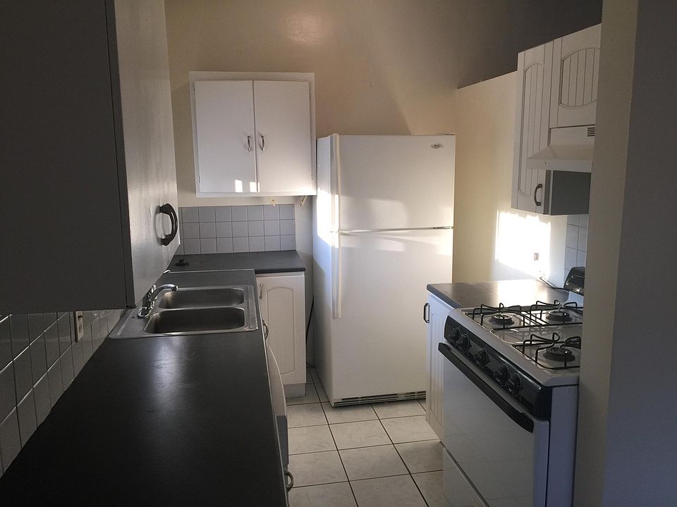 1st image of 1911 W Alameda Ave APT D
