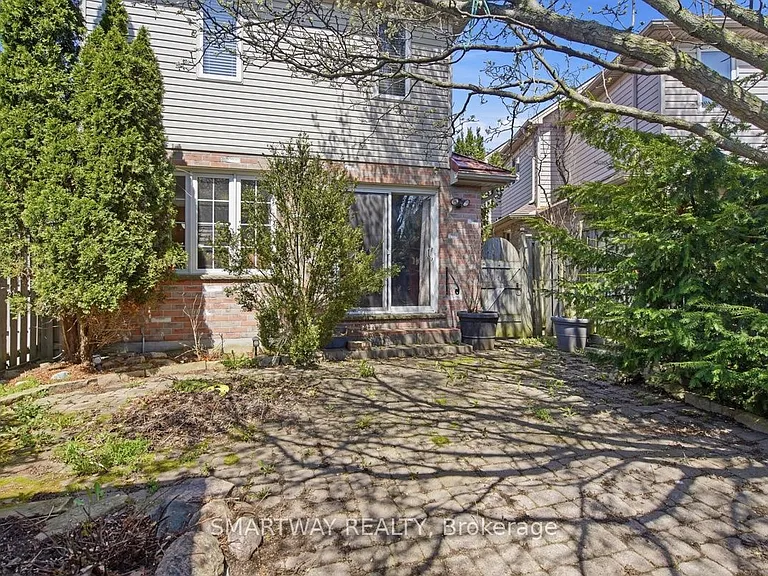 646 Ridgeview Dr — Photo 38