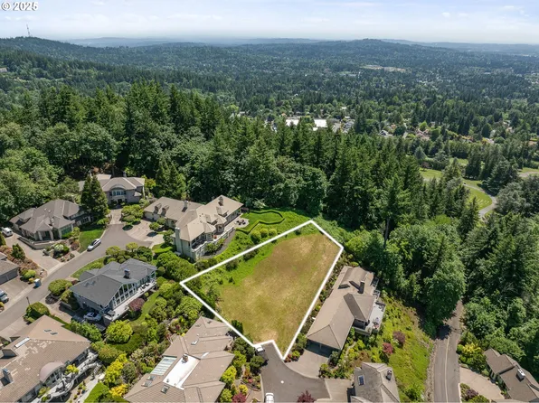 SW Ascot Ct, Portland, OR 97225