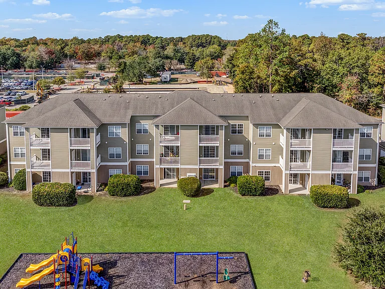 The Flats at Leland — Photo 45
