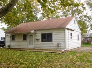 116 Shady Lawn Dr, Rantoul, IL 61866