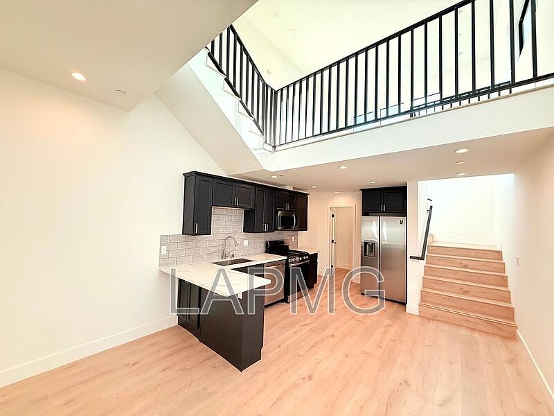 1st image of 3414 London St #3