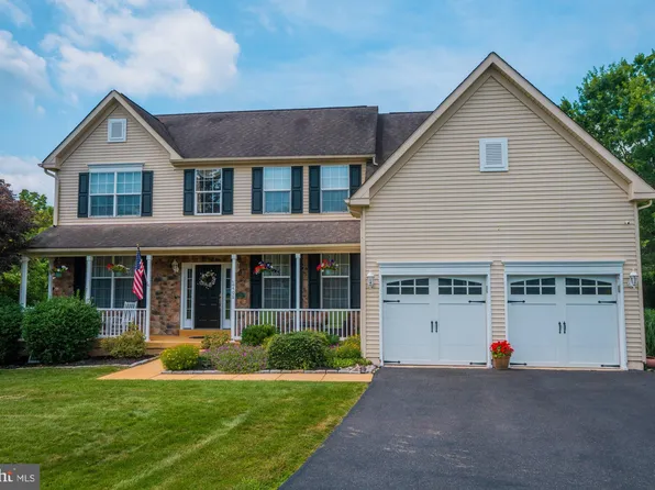 408 Abbey Ln, Schwenksville, PA 19473