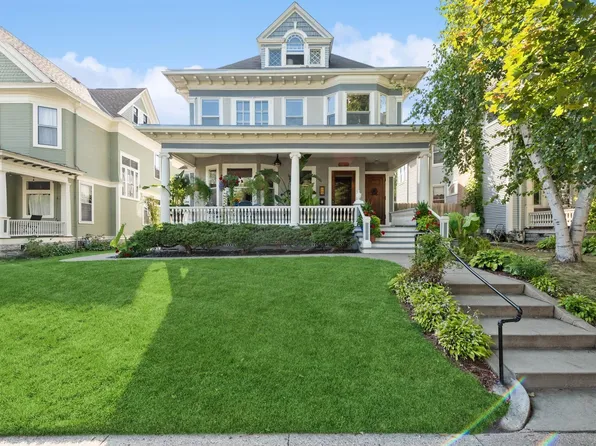 2442 Bryant Ave S, Minneapolis, MN 55405