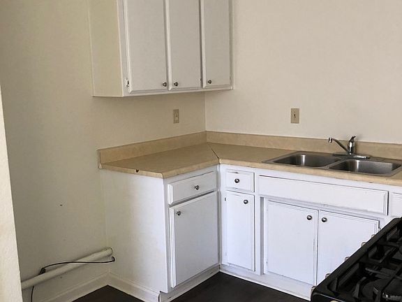 3rd image of 536 E Avenue H14 APT 4