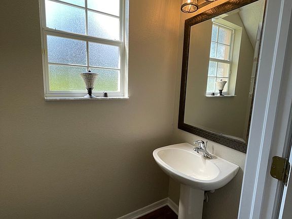 5th image of 5407 Napa Dr