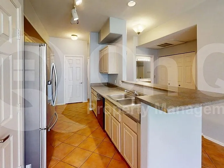 435 W Rio Salado Pkwy #235 — Photo 5