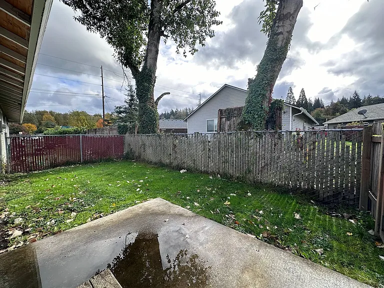 1303 NE 238th Dr — Photo 11