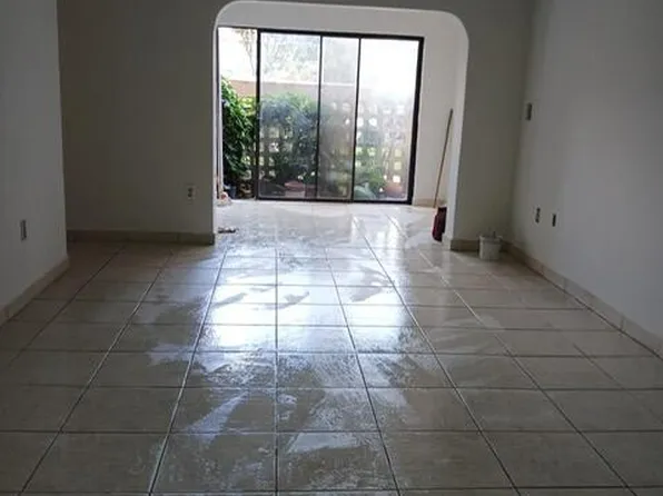 10237 NW 9th St Circle #108-4, Miami, FL 33172