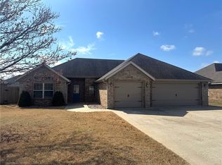 11081 Meadowsweet Dr, Prairie Grove, AR 72753