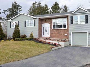 25 Salem St, Elmer, NJ 08318