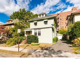 27 Overhill Pl, Yonkers, NY 10704