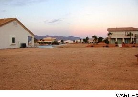 2nd image of 6207 S Los Lagos Cv