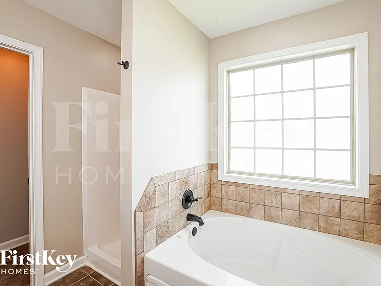 1302 Marcy Ct — Photo 12