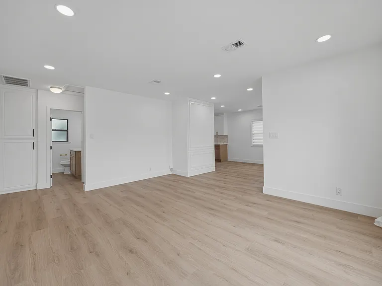 4463 Palo Verde Ave — Photo 15