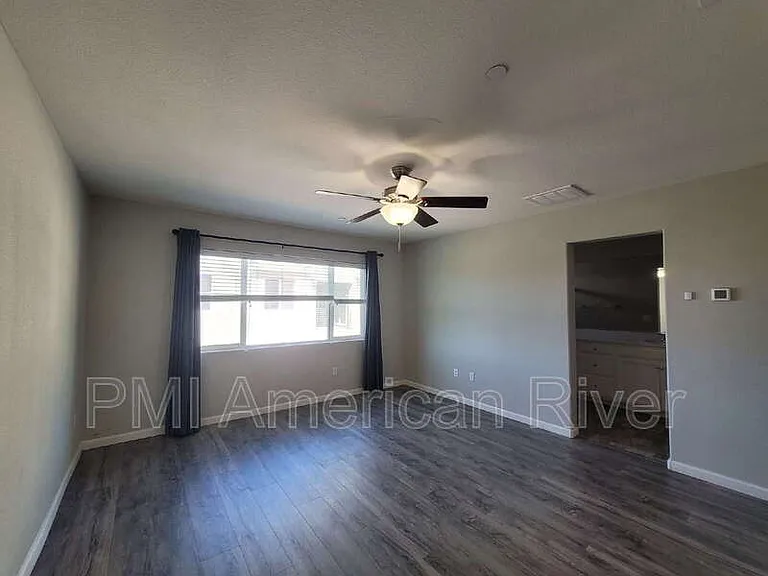 3238 Chelmer Way — Photo 14