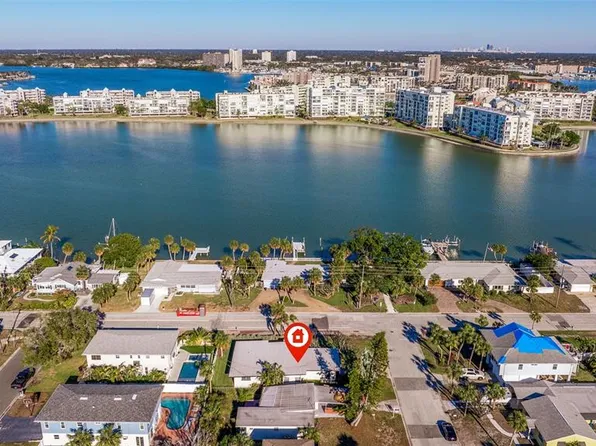 8300 Boca Ciega Dr, Saint Pete Beach, FL 33706