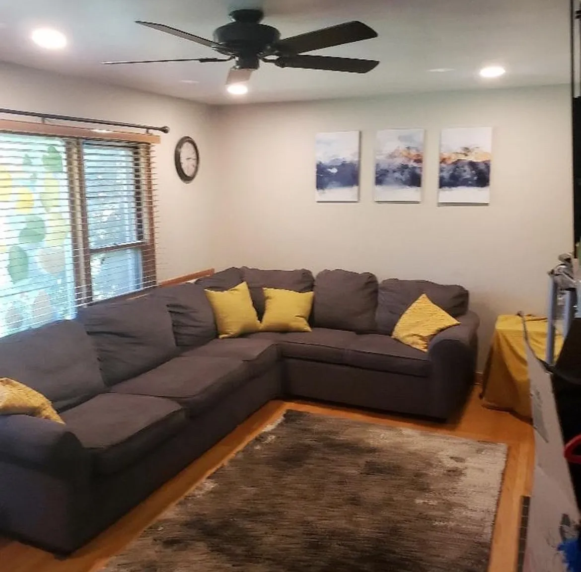 3 bed, 2200 sqft, $2,650 — Photo 3