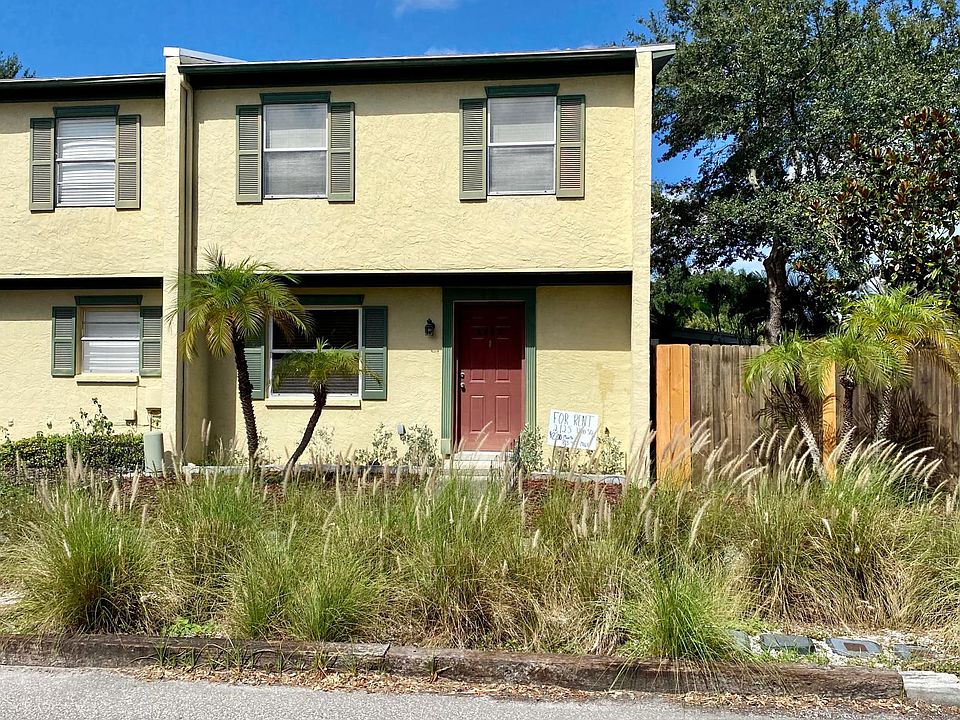 Front of House- Corner Unit