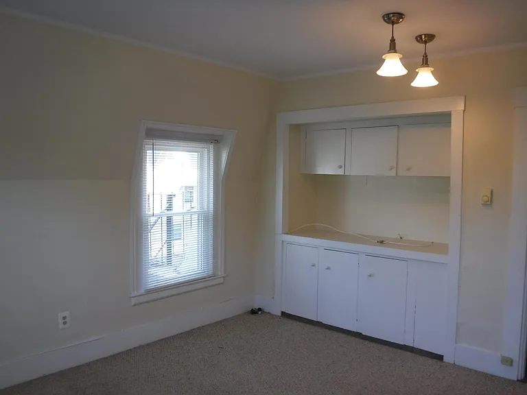 44 Phillips St #4 — Photo 6